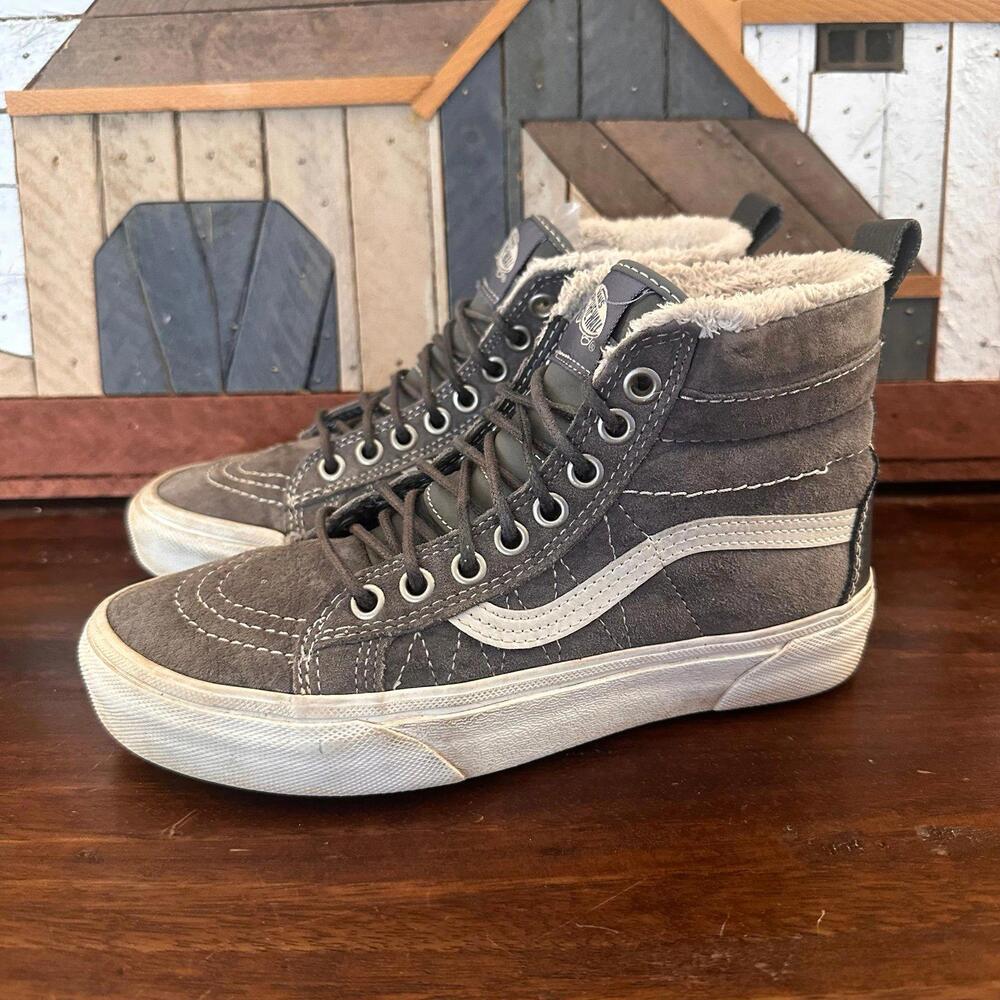 Vans Sk8-Hi MTE Fur Lined Sneakers Men’s‎ 4.5 Women’s 6